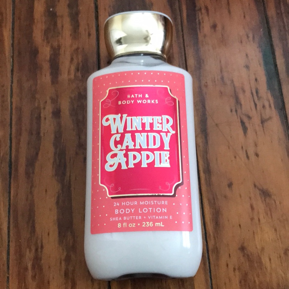 Bath & Body Works Winter candy apple body lotion